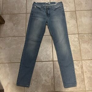 Women’s jeans